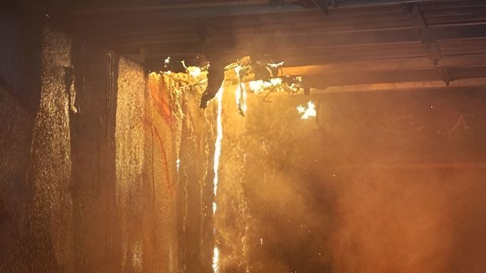 Brennende Kabel nach dem Brandanschlag in Berlin im Januar 2026 (Quelle: Stromnetz Berlin) Brennende Kabel nach dem Brandanschlag in Berlin im Januar 2026