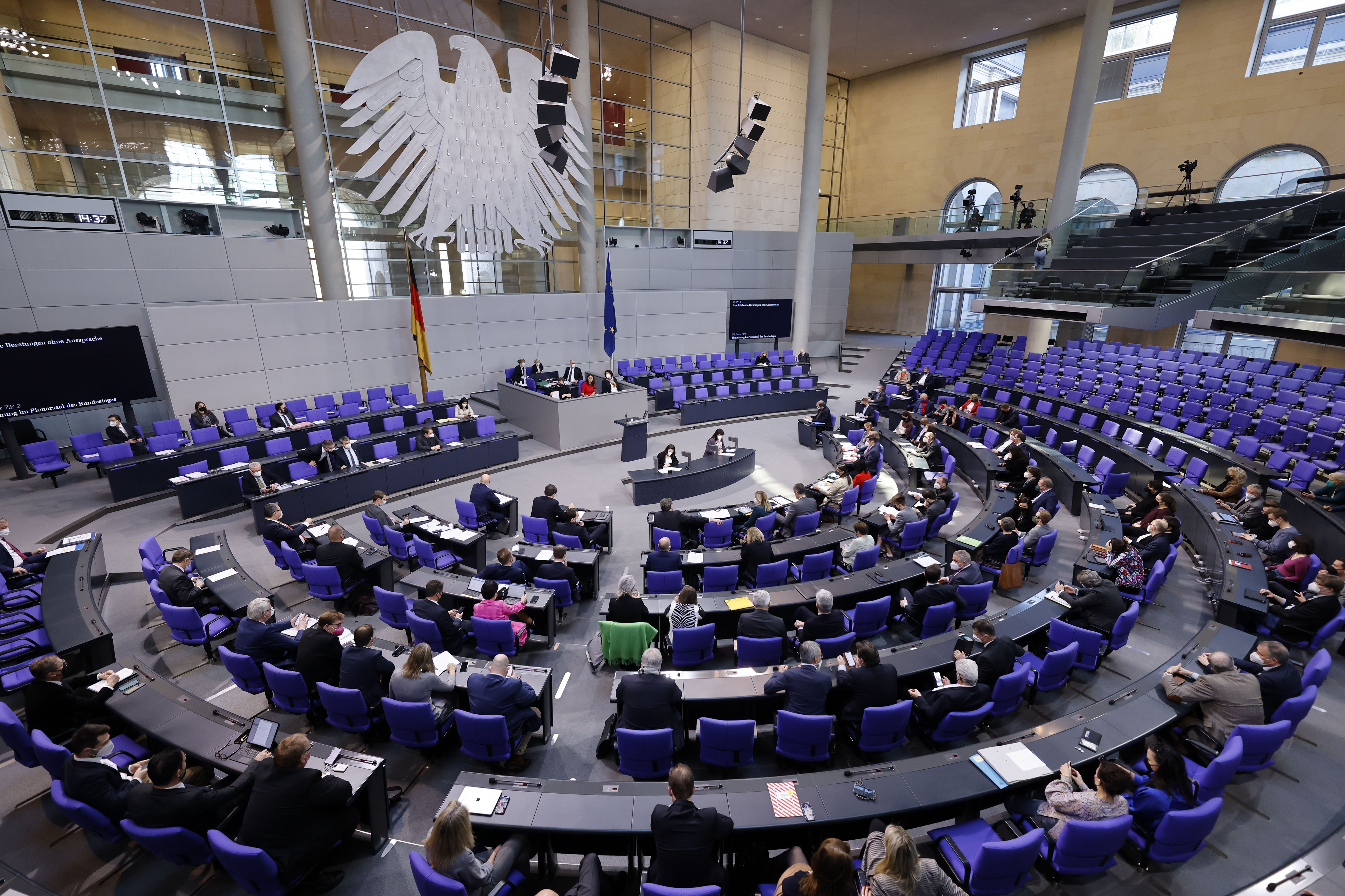 Die Abbildung zeigt den Plenarsaal des Deutschen Bundestags (Quelle: picture alliance | Geisler-Fotopress | Christoph Hardt/Geisler-Fotopress) Die Abbildung zeigt den Plenarsaal des Deutschen Bundestags