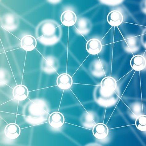 Die Collage zeigt eine stilisierte Vernetzung (Quelle: istock | bymuratdeniz) Die Collage zeigt eine stilisierte Vernetzung