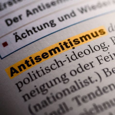 The image shows a dictionary entry for the term anti-Semitism  (Source: Bundesamt für Verfassungsschutz) The image shows a dictionary entry for the term anti-Semitism